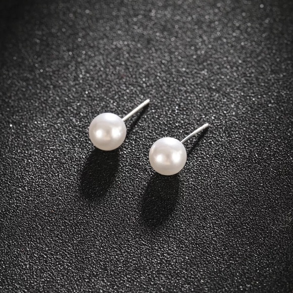New Sterling Silver 925 Faux Pearl Stud Earrings - Picture 3 of 7